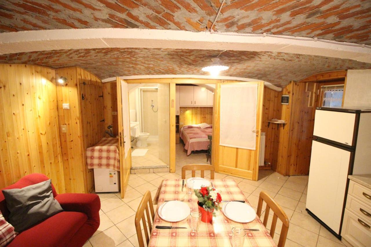 Appartamento L'ermellino Bilocale in Centro - Affitti Brevi Italia Brusson Esterno foto